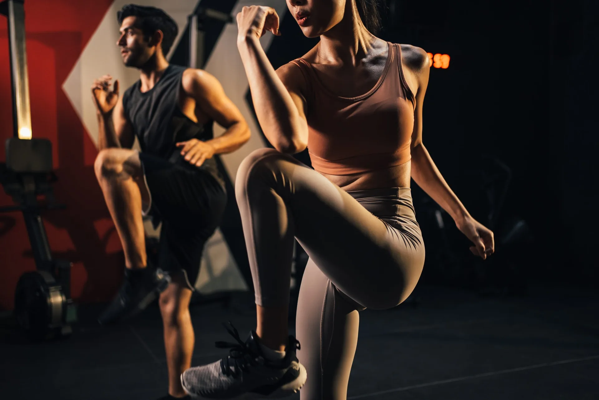 workout-couple-people-exercise-hard-squat