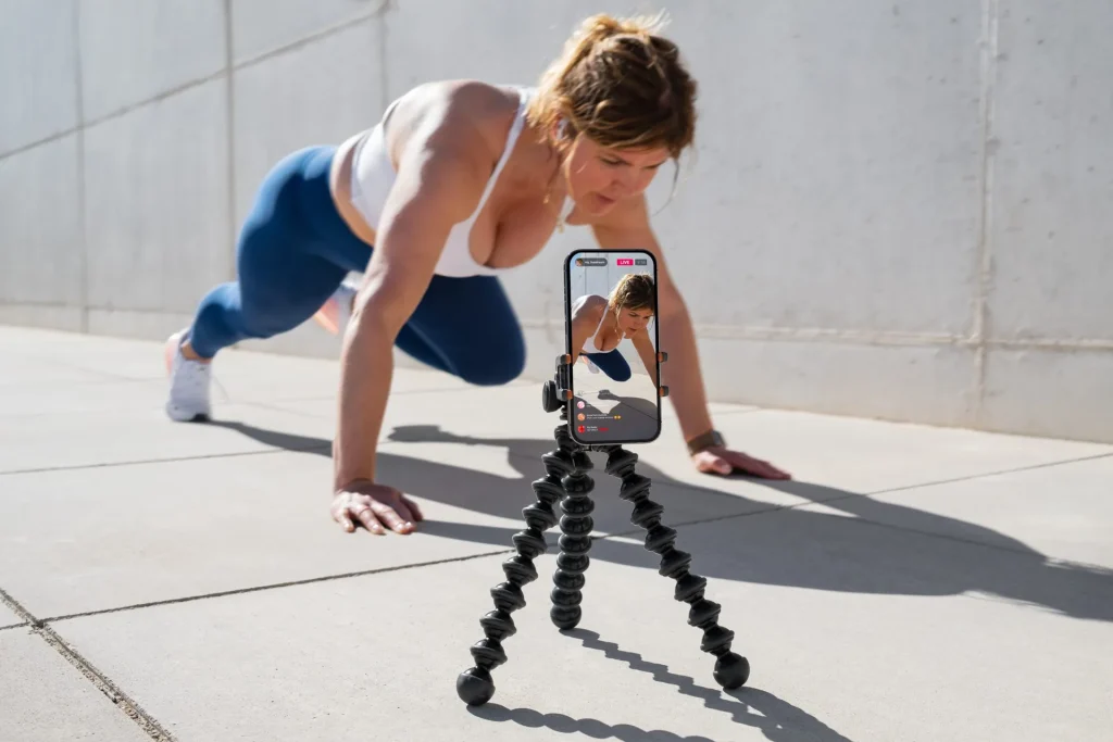 woman-film-herself-on-mobile-phone