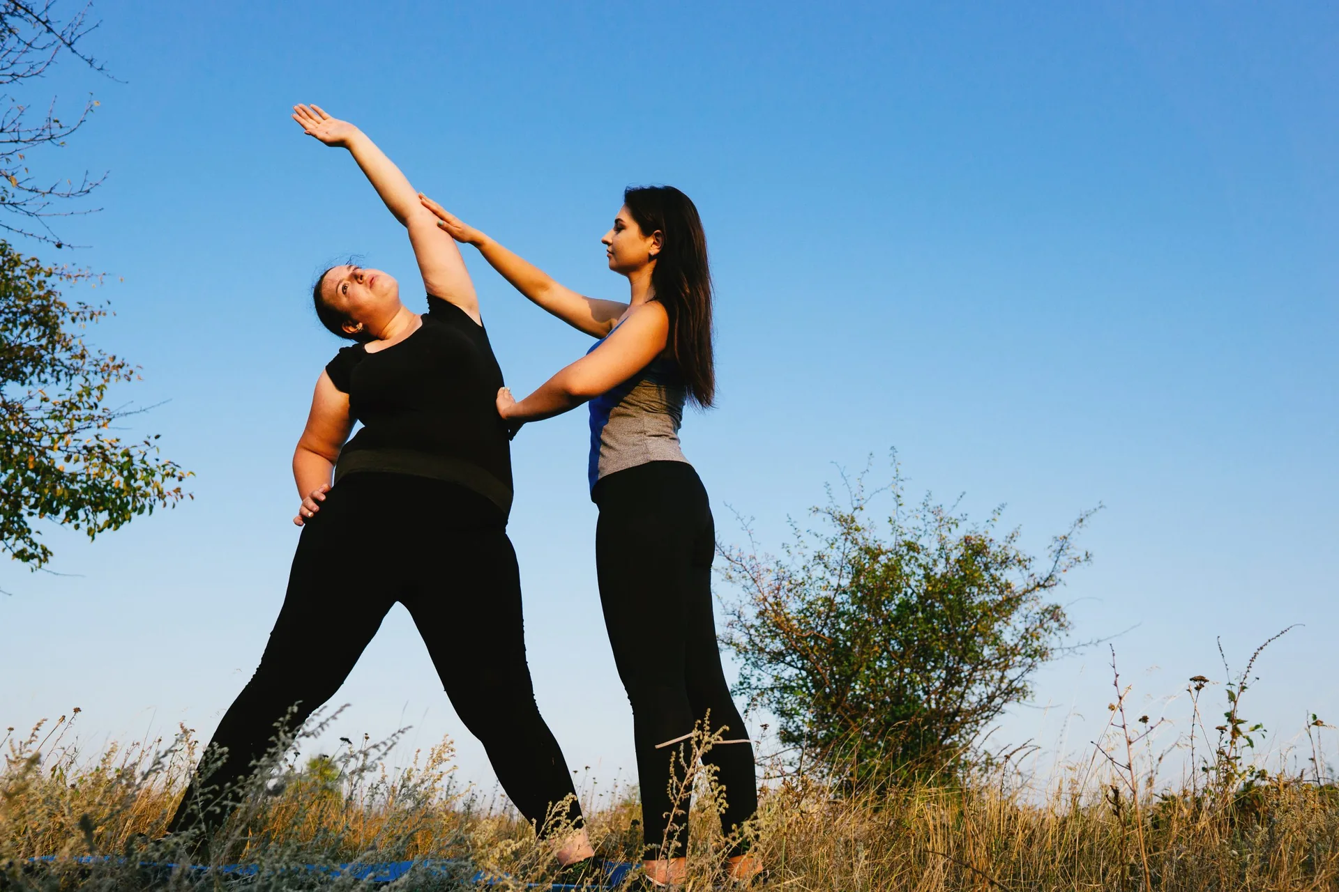 individual-training-personal-yoga-trainer-street