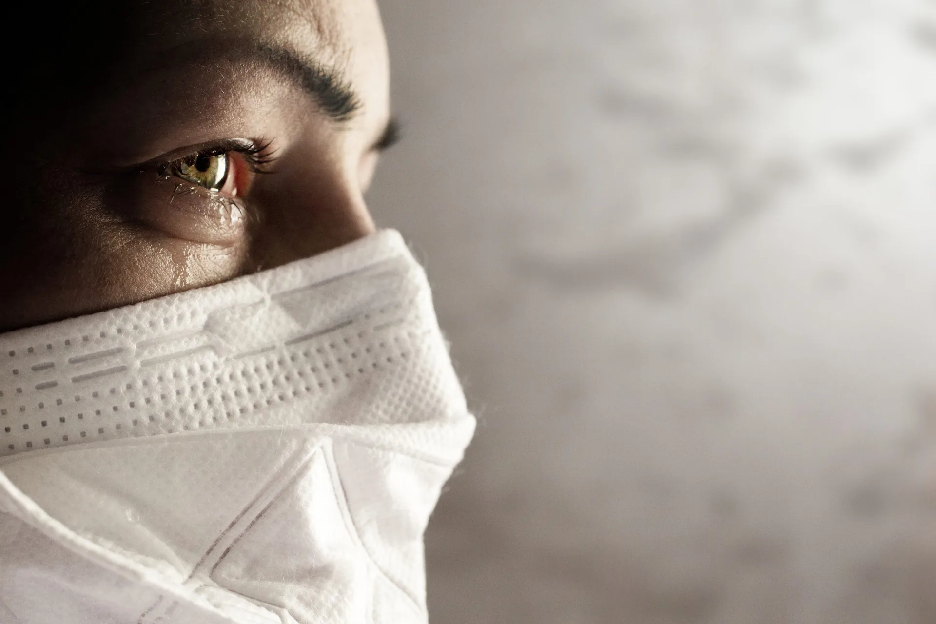 women-safety-mask-coronavirus-covid-19