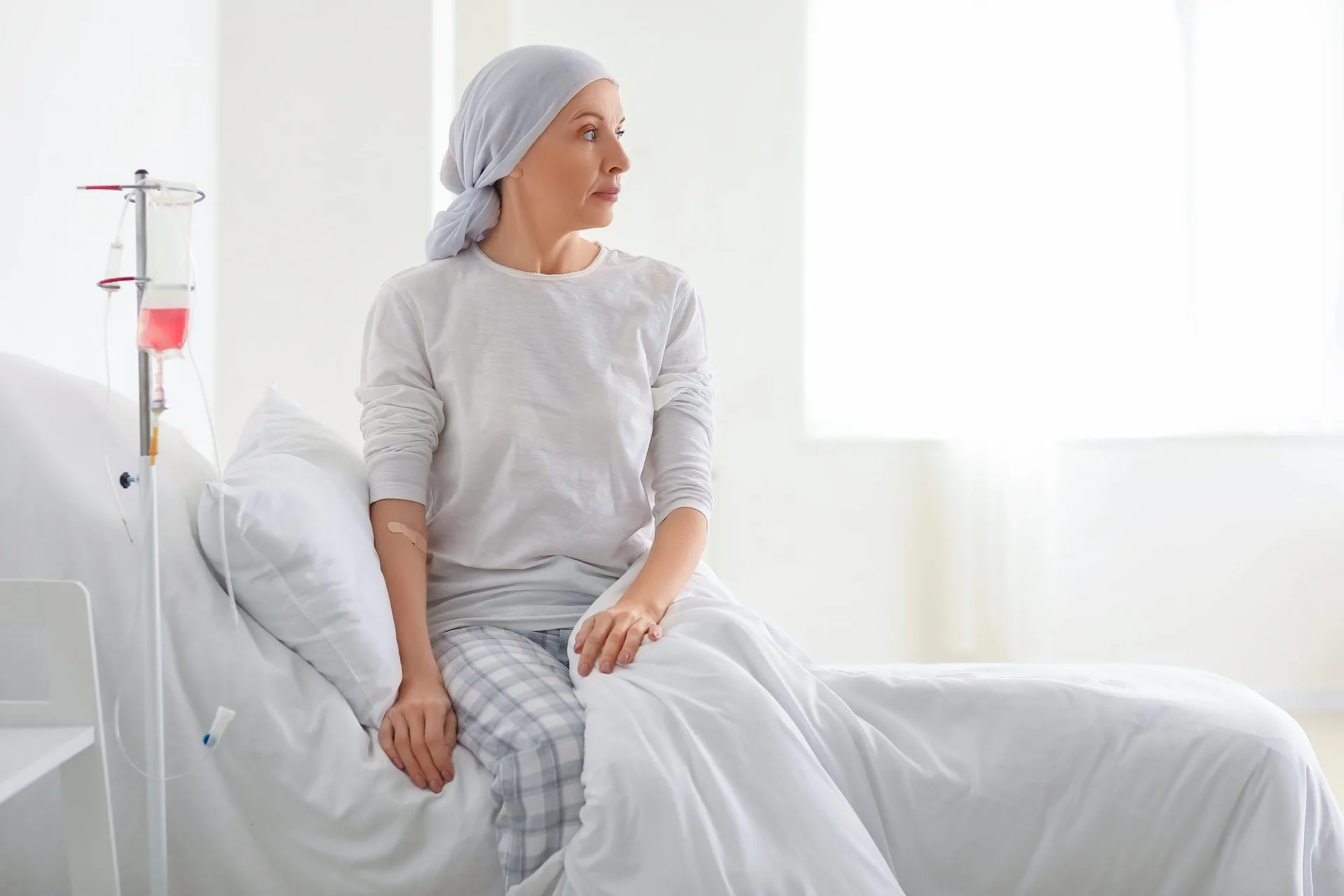 mature-woman-after-chemotherapy-clinic