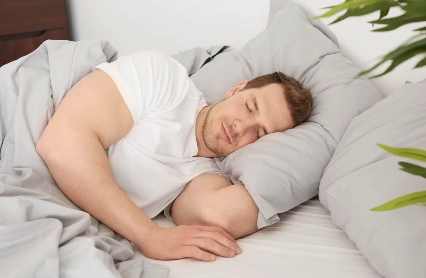 A Simple Night Habit That May Help Your Brain Clean Itself While You Sleep